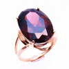 Cluster-Ringe vergoldet 18K Russisch 585 Lila Gold Inlay Rauchstein Ring Luxuriöse exquisite Modefarbe Rose weiblich für Frauen