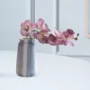 Vase Ceramic Flower Vaseモダンなエレガントなミニマリストリビングルームマンテルズの入り口ダイニングテーブルベッドルームのための装飾