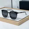 2024 Solglasögon Brand Designer Shades New 2024 Glasögon Retro CH6813 Fashion Top Outdoor UV Protection for Women Male Solglasögon Fashion Logo Leg with Box