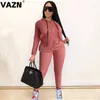 Kvinnors tvåbitar byxor Vazn 2024 High-End Solid Young Soft Tracksuits Hooded Full Sleeve Group Long Skinny Women 2 Set