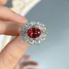 Cluster Anéis Wong Chuva Luxo 925 Sterling Silver 7/9mm Oval Lab Ruby Gemstone Casamento Fine Jewelry para Mulheres Olho Charme Anel Aniversário