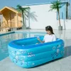 Uppblåsningsbar baby simbassäng bärbar rektangel Summer Water Fun Bathtub Toddler Water Game Play Center 3 Rings tecknad tryckt 240321