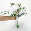 Dekorativa blommor Vita konstgjorda sidenblomma buketter kombinationer av material grepp väska för diy brud kast bröllopsarrangemang