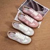 Sapatos casuais retro dexun tênis 2024 primavera outono lazer versátil pouco branco fundo plano antiderrapante forrest gump