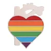 Épingles en émail de fierté LGBT Livre arc-en-ciel personnalisé Chats Plume Dent Broches en forme de coeur Badges de revers Bijoux Cadeau pour partenaire amoureux 11 styles les bibliothèques sont pour tout le monde