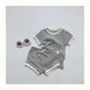 Unisex Summer Baby Maneveless Shirts Shorts sólidos Conjuntos informales con pantalones para ropa de niño pequeño 2 piezas de ropa para niñas 240325