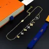 V nieuwe mode eenvoudige schattige zoete hanger ketting brief kwaliteit sleutelbeen delicate gouden vrouwen sieraden