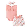 Kleidungssets für geborene Babys, Sommerkleidung, fliegende Ärmel, gerippter Strampler, Blumenmuster, Shorts, Stirnband, 3-teilige Outfits