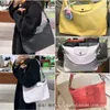Sac à bandoulière Boutique Exportation pas cher 2024 Nouveau sac à main Postman Premium One épaule portable sous les bras à haute capacité femme