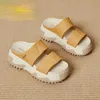 Slippers Slippers Zacht Leer Dames Nieuwe Indoor Outdoor Dikke Zool Mode Anti Slip Trend Platte Schoenen Slijtvast les H240326GSAK