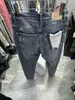 P63 PAARS Hoge kwaliteit heren jeans Distressed Motorcycle biker jeans Rock Skinny Slim Gescheurde gatstreep Modieuze slangenborduurwerk Denim broek