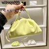 Bottegvenetas Pouch Designer Handbags Baodiejia Thepouch Cloud Bag Mini Messenger Handbag Womens Genuine Leather V6fa