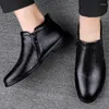 Scarpe casual Stivali da uomo di marca Comodi caldi impermeabili in pelle alla moda di qualità nera