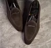 Casual Shoes Italy Style Men Suede Loafer Högkvalitativ Herr Formell läder handgjorda glid på klädföretag