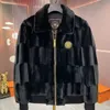 Herbst und Winter Übergroßer weißer Kunstpelzmantel Männer mit Kapuze LG-Ärmel Lässige lose flauschige Jacke für Männer Stil 2023 F21 06E2 #