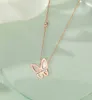 Titanium Steel Necklace Super Fairy White Butterfly Female Style bleknar inte ny personlighet Senior Sense Fashion CollarBone Light Luxury