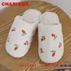 Pantoufles dames maison anti-dérapant chaussures plates hiver mignon coton diapositives chaud fruits cerise femmes en peluche