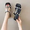 Slippers Slippers 2022 New Summer Square Toe Sallow Mout Root Womens Soes Pearl Simple Fasion Solid Color Year Sandals H240326WOWB