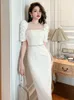 Vestidos Casuais Básicos Mulheres Verão Novo Vestido Formal Doce Celebridade Frisado Branco Longo Sheer Malha Flores Split Slim Robe Femme Prom Par Ot4ty