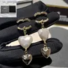 Charm Black Heart Luxury Charm Earrings Classic Design Boutique Jewelry Stud Box Packaging Gift Earrings Winter Romantic Women Birthday Love Gift Earrings Y240327