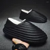 Chinelos masculinos sapatos de casa de inverno confortável à prova d'água deslizamento casual caminhada principal estilo plus veludo manter quente