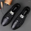 Casual Schuhe 2024 Männer Leder Sneakers Trend Bequeme Loafer Design Mokassins Mann Atmungsaktiv