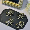 Pins Brooches Meibapj Natural Pearl Bow Cor Brooch Fashion Sweater Jewelry For Women Empty Tray Drop Delivery Othzt
