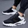 Scarpe casual Alla moda Primavera Uomo Tennis Sneakers da esterno Antiscivolo Calzature maschili Maglia estiva Traspirante All-match