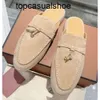 Loro piano Lp Lorospianasl Soft Casual Sandals Cashmere Kapcieczki Designerowie damskiej Najwyższej jakości płaskie mokasyny Wysoka elastyczna wołowina Dno duże rozmiar 3542 CLAS