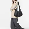 Mbti moda vintage bayan omuz çantası büyük kapasiteli punk tasarımcı erkek siyah tote çanta gelişmiş alışveriş lüks gündelik çanta 240322