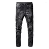 Jeans masculinos de alta qualidade angustiado streetwear moda letras bordadas calças danos magro estiramento rasgado calças para homem