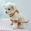 Suéter fofo de malha para animais de estimação com decoração de botões para outono e inverno, roupas quentes para cães, 1 peça