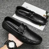 High Quality 879 Casual Leather Shoes Loafers Men Moccasins Slip On Men's Flats Fashion Boat Male Driving Hombre 'S Fashi 's