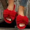 スリッパスリッパクーテリリ2024新しいファッションスライド女性冬の暖かい靴下土壌装飾ウィットとフラットスチールサイズ36-41 H240326N50C