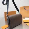 Designer Bag District Men and Women Designer Messenger Bag Classic Magnetic gesloten gecoate canvas lederen schoudertas crossbody tas