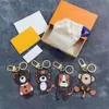 Luisly Keychain Vuttonlys新しい漫画Tiger Monkey Old Flower Keychain Donkey Brand Leather Teddy Bear Lionキーチェーンバッグペンダント