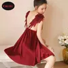 Abiti casual Donne Donne Red Satin Silk A Line Dress Lady Beauty Wing Back Ingel French Style French Lolita Super Fairy Fairy Lussuoso Vestido