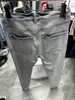24004 ФИОЛЕТОВЫЙ Высококачественные мужские джинсы. Потертые мотоциклетные байкерские джинсы Rock Skinny Slim. Рваные полоски с дырками. Модные джинсовые брюки со змеиной вышивкой.