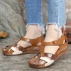 Vrouwelijke vrouwen SLI Sandalen Waterpro -mode op ronde slippers Casual comfortabele buiten sunmmer plus maat 43 schoenen 627 pPERS