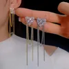 Stud Küpe Fransız Vintage Zircon Kalp Exquisit Long Pubsel 925 Gümüş İğne Moda ve Kadınlar için Eşsiz Tasarım.