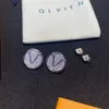 Varumärkesdesigners nya runda silverpläterade örhängen i par med högkvalitativa små diamanter designade specifikt för charmiga flickor älskar födelsedagsbox