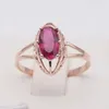Cluster Rings Ryssland 585 Purple Gold Lozenge Hollow Red Stone Ring Classic Fashion Luxury Female Europe Plated 14k Rose Accessories