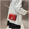 Bolsas de ombro moda pequena crossbody para mulheres 2024 mini bolsa de couro pu mensageiro menina branca senhoras bolsa de telefone