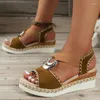 Geklede schoenen dames in de uitverkoop 2024 elastische band damessandalen zomer Rome effen strand dames open teen wigplatform