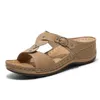 Pantoufles Pantoufles Soes pour femmes grande taille 36-43 été 2024 mode sandales rétro anguilles sans lacet compensées Sandalias Mujer doux anguille pantoufle H240326FIRL