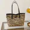 Designer-Luxusmode-Abendtaschen, Damentasche, neue minimalistische und stilvolle Einkaufstasche mit Leopardenmuster, vielseitige und modische Damentasche mit einer Schulter für den Pendelverkehr