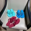 Zapatillas de diseñador para mujer, zapatillas de charol de charol con plataforma, zapatos de mujer planos, chanclas de playa de verano, sandalia, talla 35-40