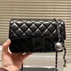 Clássico bola de prata mini aba crossbody sacos acolchoado alça de ombro ajustável saco cosmético designer de luxo feminino bolsa de corrente de couro