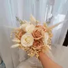 Decoratieve bloemen Bridal Wedding Bloemt Bouquet Natuurlijk gedroogde pampas gras kunstmatige rozenhand vaste centerpieces decor