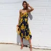 Vestido de verão com alças e botões estampados 927842